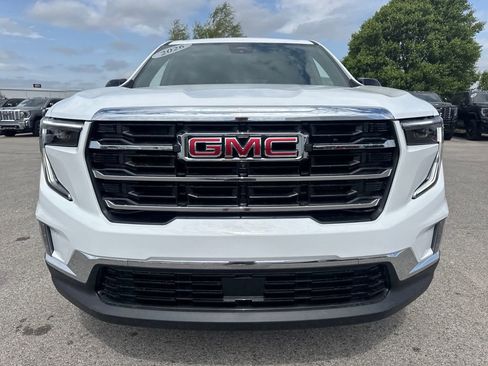 New 2026 GMC Acadia Elevation w/ Elevation Premium Package FWD image 9