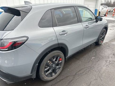 Used 2024 Honda HR-V Sport image 8