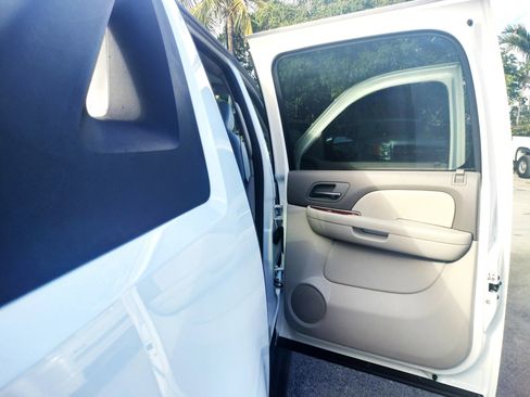 Used 2008 Chevrolet Avalanche LTZ w/ LTZ Preferred Equipment Group image 25