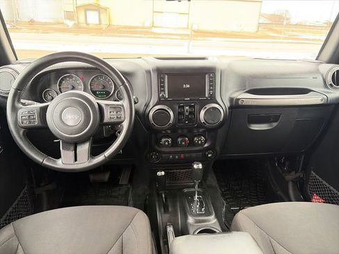 Used 2017 Jeep Wrangler Unlimited Sport image 28