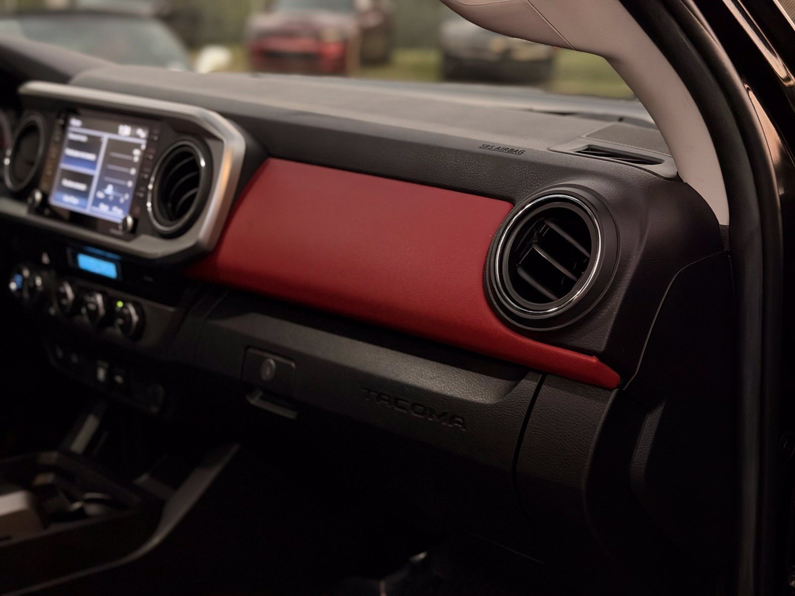 Used 2023 Toyota Tacoma SR5 w/ Technology Package AWD/4WD image 24