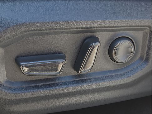 New 2026 Toyota Tundra SR5 RWD image 19