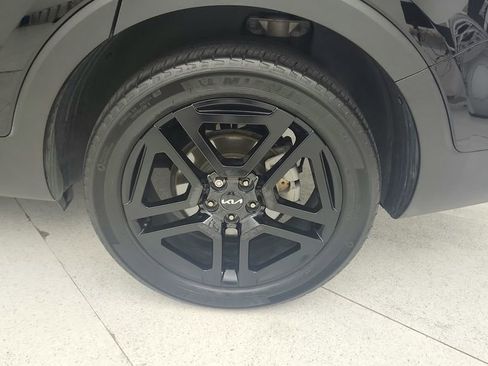 Used 2023 Kia Telluride EX X-Line image 29