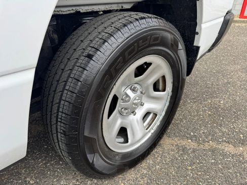 Used 2022 RAM 1500 Tradesman AWD/4WD image 39