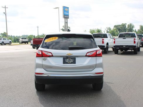 Used 2020 Chevrolet Equinox LT AWD/4WD image 8