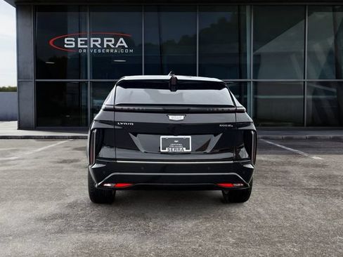 Certified 2024 Cadillac Lyriq Luxury w/ LPO, Floor Liner Package AWD/4WD image 4