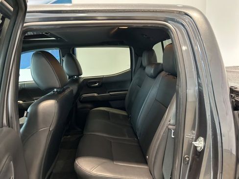 Used 2023 Toyota Tacoma Limited image 16