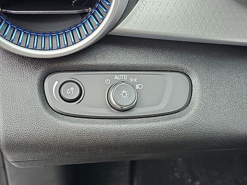 New 2026 Chevrolet Trax LS w/ LS Convenience Package image 17