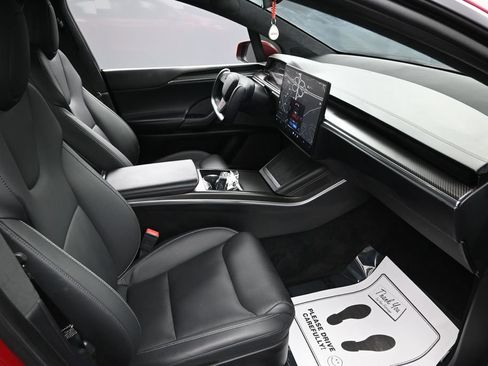 Used 2022 Tesla Model X Plaid AWD/4WD image 17