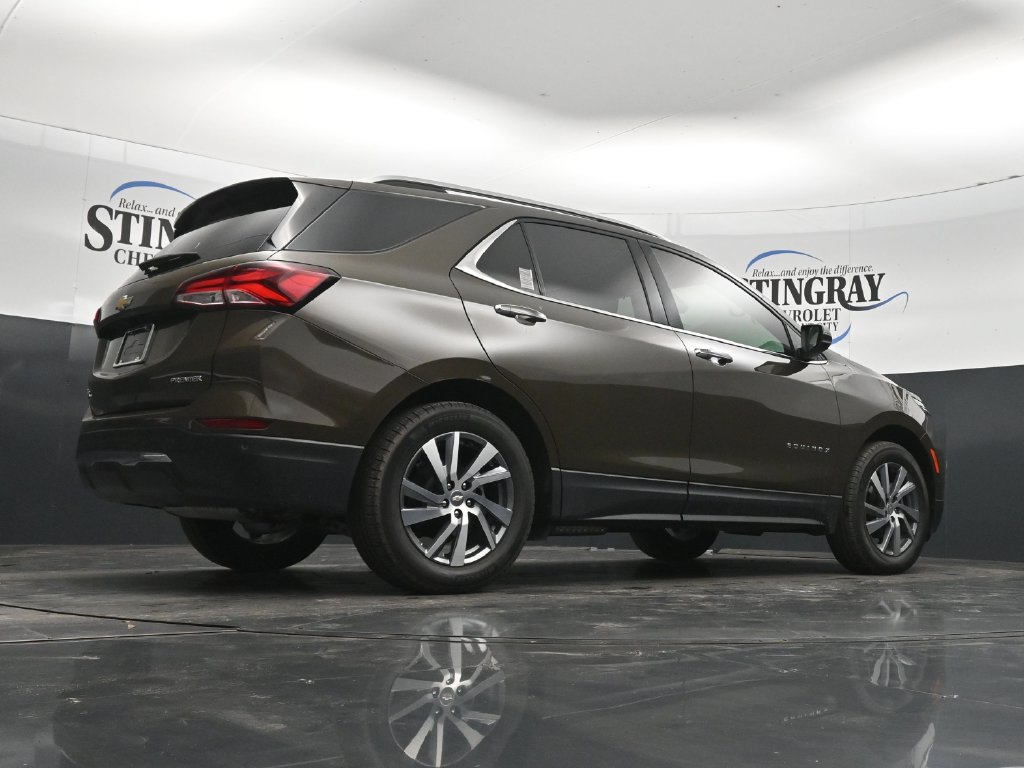 Used 2023 Chevrolet Equinox Premier FWD image 32