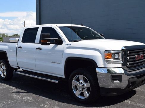 Used 2017 GMC Sierra 2500 4x4 Crew Cab image 21