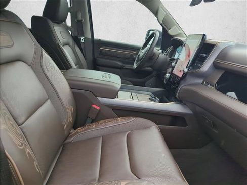 Used 2025 RAM 1500 Limited AWD/4WD image 20