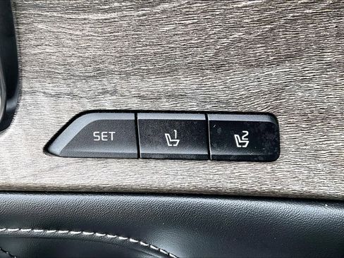 Used 2022 Kia Sorento SX Prestige AWD/4WD image 33