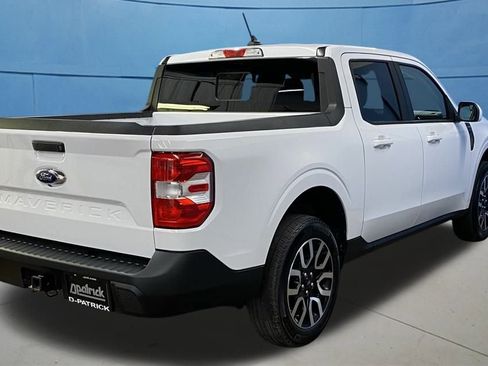 Used 2023 Ford Maverick Lariat image 12