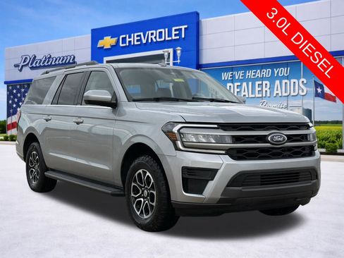 Used 2024 Ford Expedition Max XLT image 1