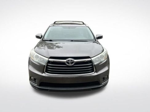 Used 2016 Toyota Highlander XLE FWD image 8