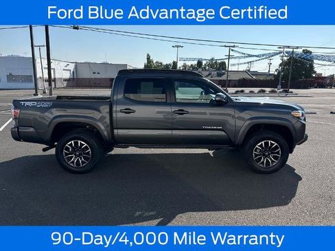 Used 2023 Toyota Tacoma TRD Sport w/ Advanced Technology Package AWD/4WD image 9
