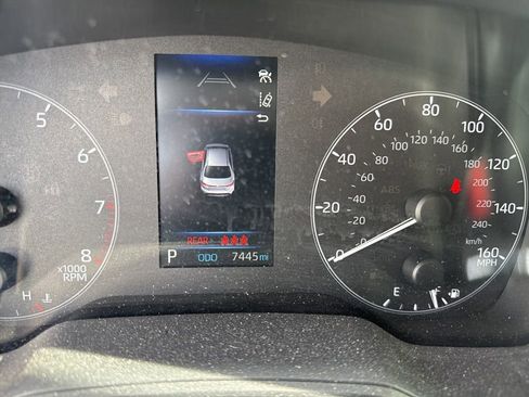 Used 2023 Toyota Corolla LE image 7