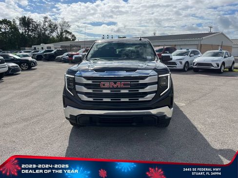 New 2026 GMC Sierra 1500 SLE w/ Max Trailering Package RWD image 2
