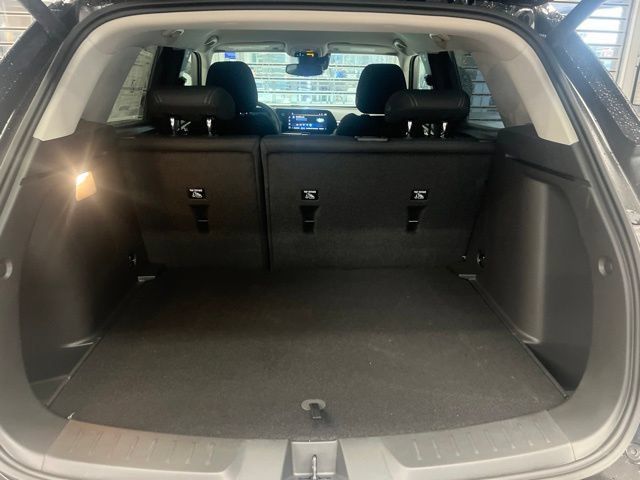 New 2026 Chevrolet TrailBlazer LT w/ Convenience Package AWD/4WD image 7