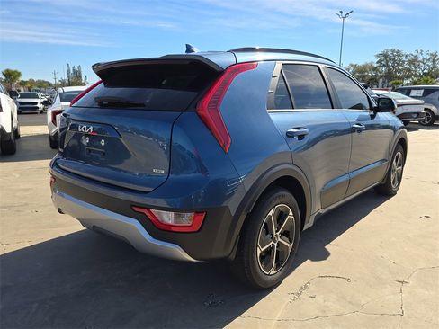 New 2026 Kia Niro EX image 8