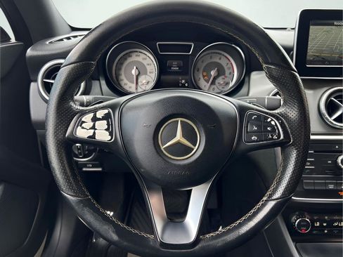 Used 2016 Mercedes-Benz CLA 250 image 41