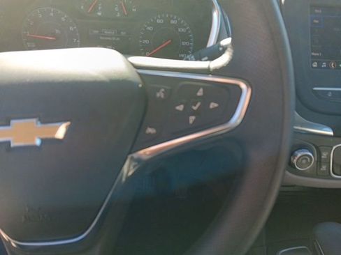 Used 2024 Chevrolet Equinox LS image 12