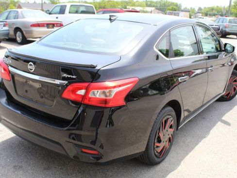 Used 2016 Nissan Sentra S FWD image 6