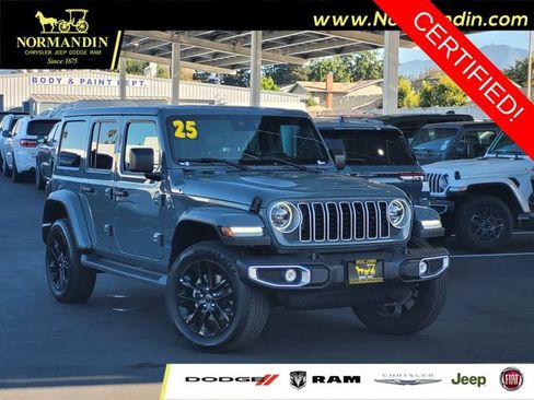 Certified 2025 Jeep Wrangler Unlimited Sahara AWD/4WD image 1
