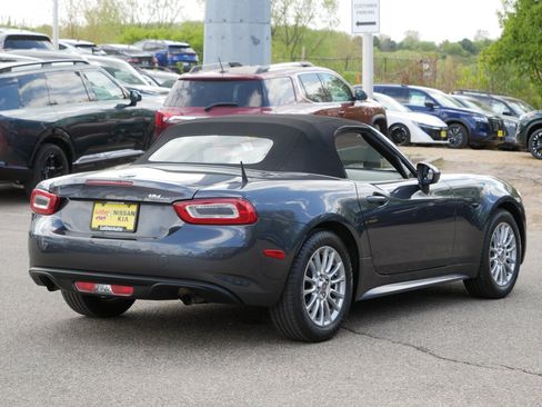 Used 2017 FIAT 124 Spider Classica RWD image 35