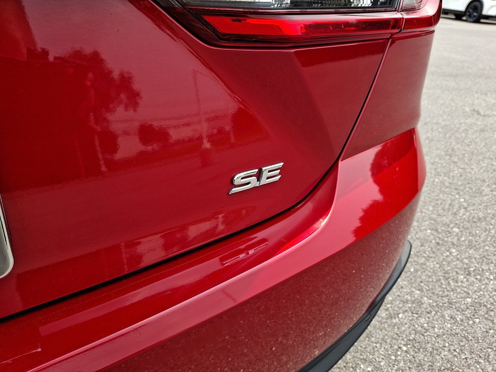 Used 2025 Toyota Camry SE FWD image 29