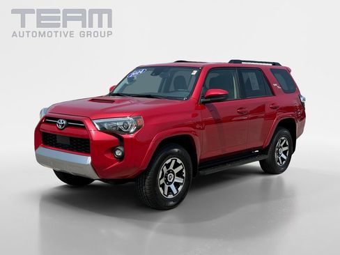 Used 2024 Toyota 4Runner TRD Off-Road AWD/4WD image 3