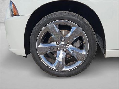 Used 2014 Dodge Charger SXT Plus image 23