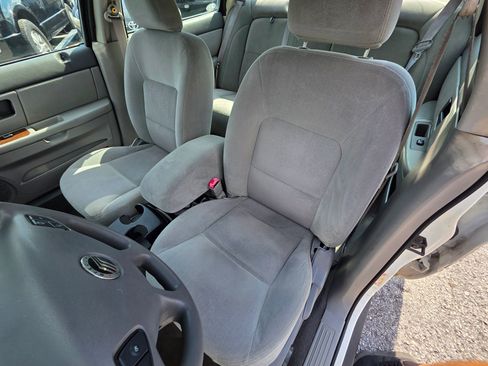 Used 2003 Mercury Sable GS image 11