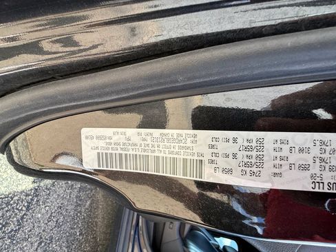 Used 2020 Dodge Grand Caravan GT FWD image 42