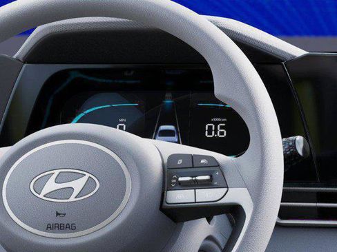 New 2026 Hyundai Elantra SE FWD image 14