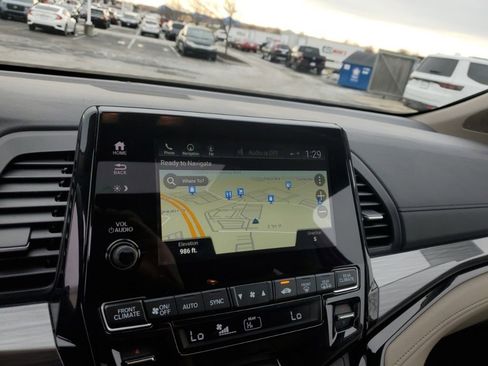 Certified 2024 Honda Odyssey Elite image 19