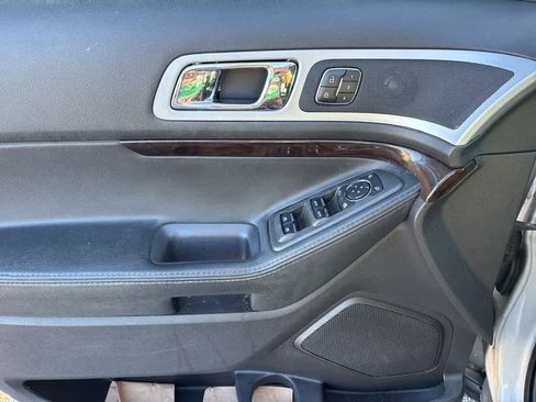 Used 2014 Ford Explorer Limited w/ Equipment Group 301A image 12