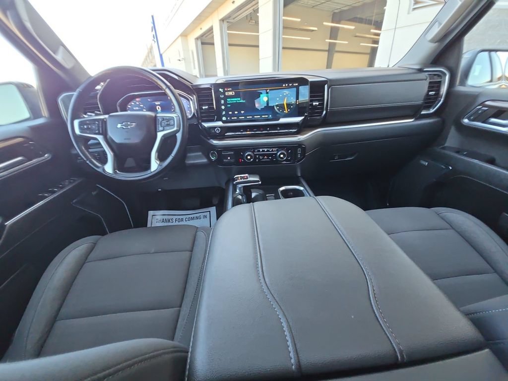 Certified 2024 Chevrolet Silverado 1500 LT Trail Boss w/ Convenience Package II AWD/4WD image 27