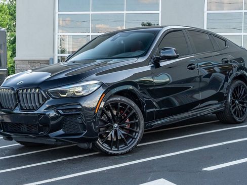 Used 2022 BMW X6 xDrive40i w/ M Sport Package AWD/4WD image 2