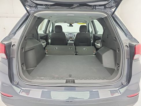 Used 2022 Chevrolet Equinox LS AWD/4WD image 46