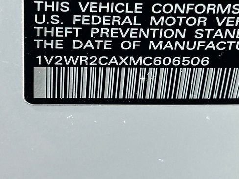 Used 2021 Volkswagen Atlas SE image 49