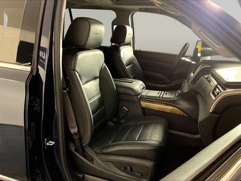 Used 2017 GMC Yukon Denali w/ Open Road Package RWD image 9