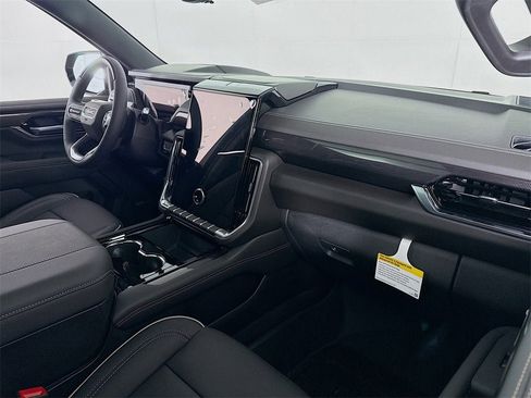 New 2026 GMC Yukon Elevation w/ Elevation Premium Package image 27