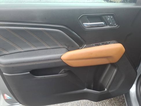 Used 2023 GMC Canyon AT4 w/ AT4 Premium Package image 21