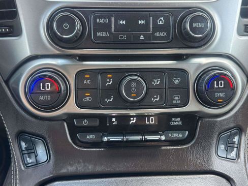 Used 2016 Chevrolet Tahoe LTZ RWD image 34