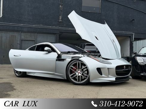 Used 2017 Jaguar F-TYPE R image 32