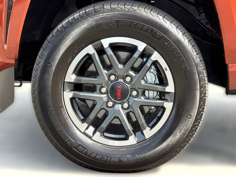 Certified 2025 Toyota Tacoma TRD Sport w/ TRD Sport Upgrade Package image 10