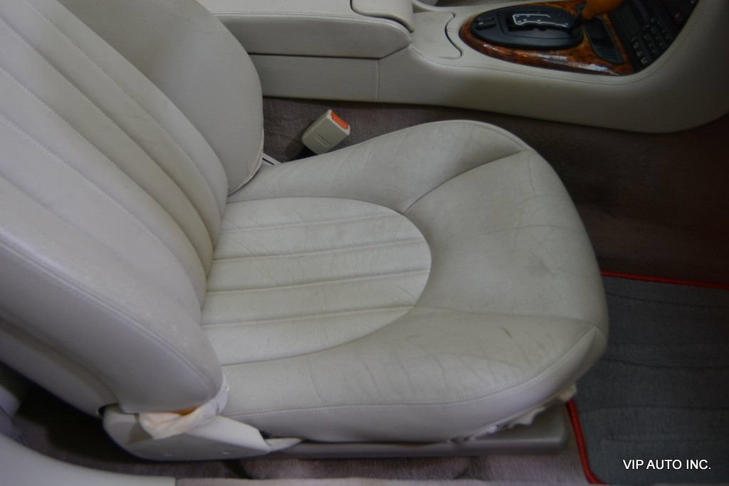 Used 2000 Jaguar XK8 Convertible RWD image 26