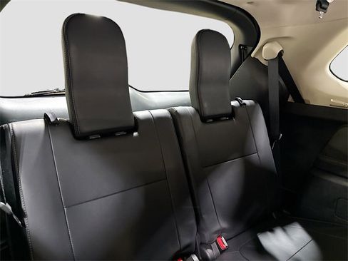 Used 2020 Mitsubishi Outlander SE image 27